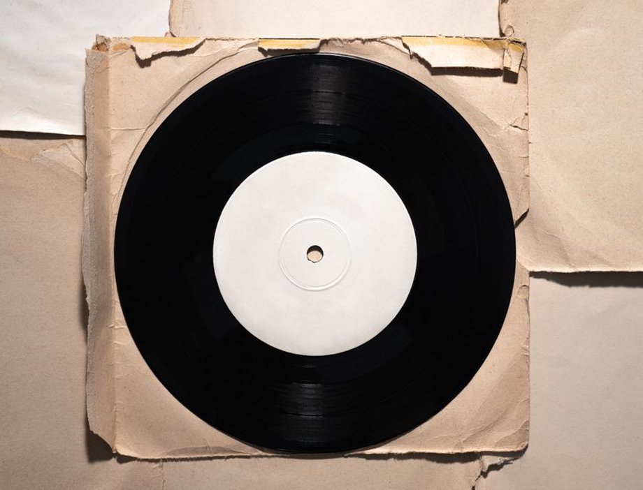 Vinylová deska s vnitřním obalem potištěným technickým výkresem strojů
